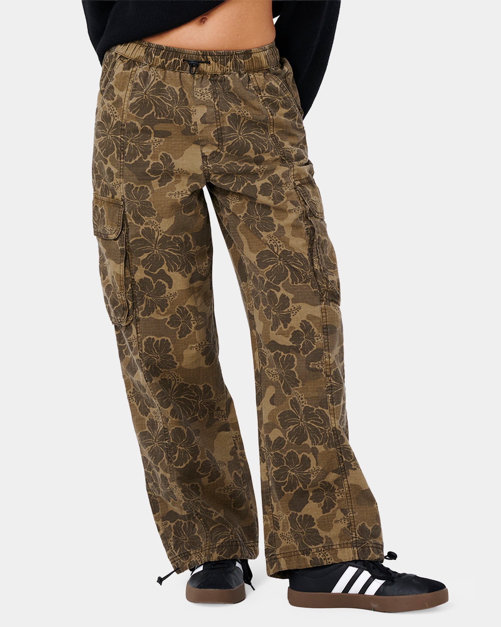 Womens Paradise Camo Cargo Pants