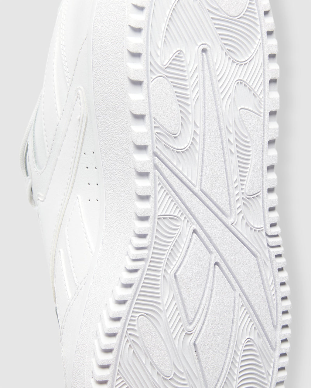 Unisex ATR Chill Sneakers
