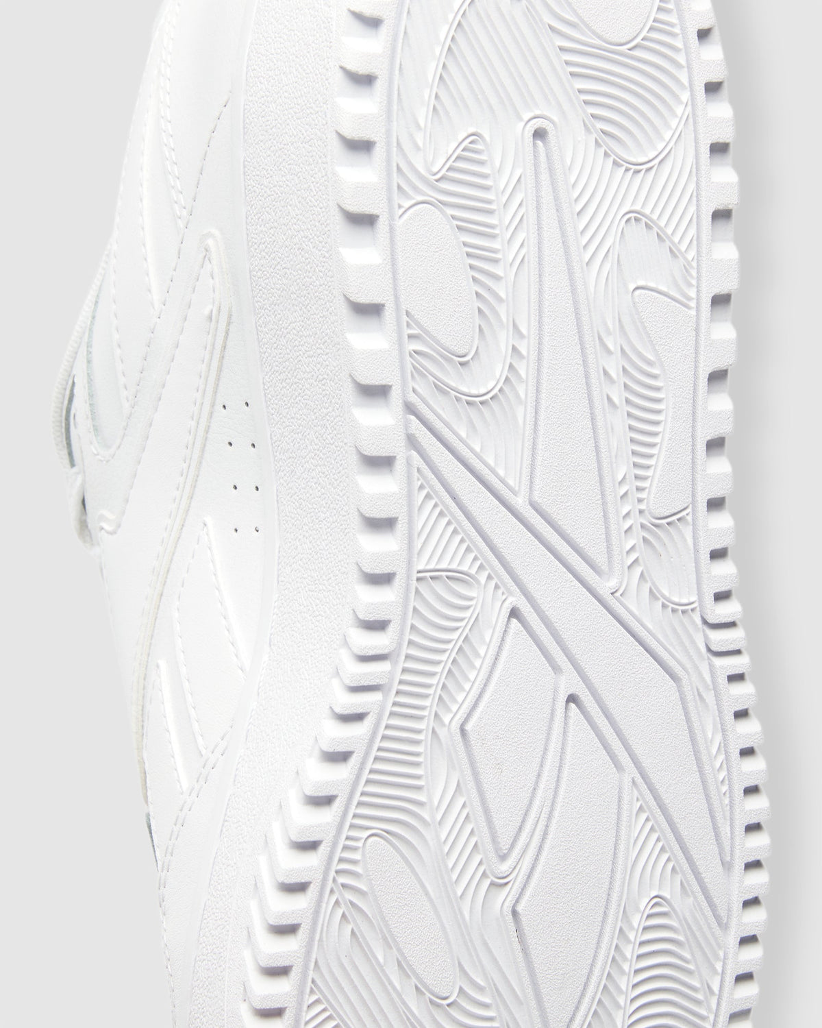 Unisex ATR Chill Sneakers