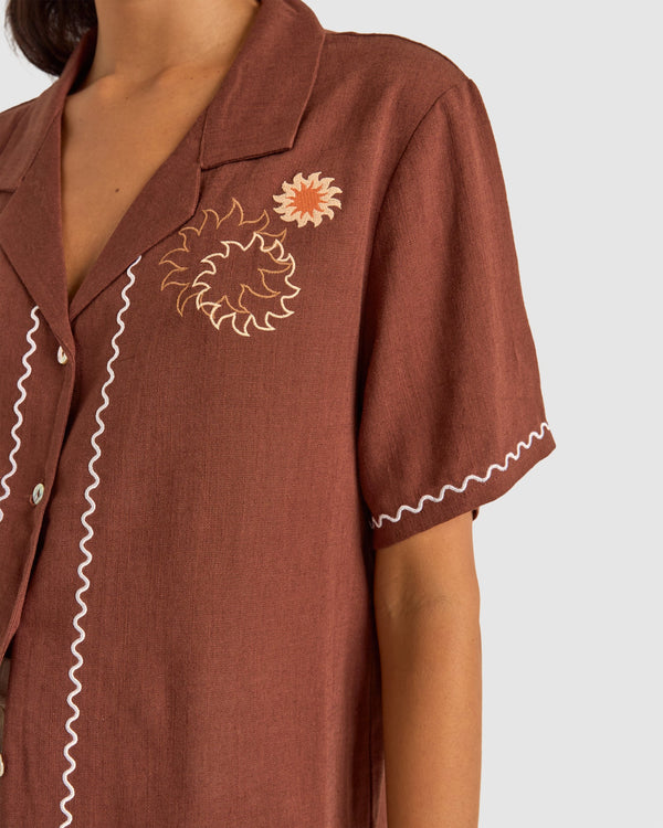 Womens Solis Embroidered Short Sleeve Shirt