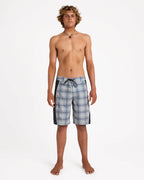 23a083613_rvca_abg_frt9