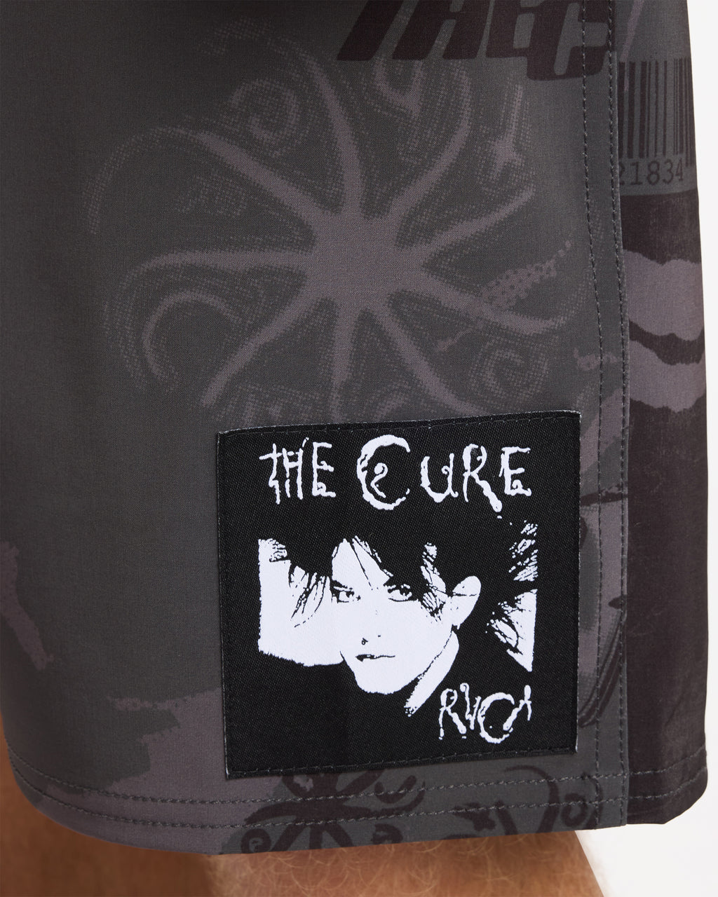 THE CURE TRUNK (BLK)