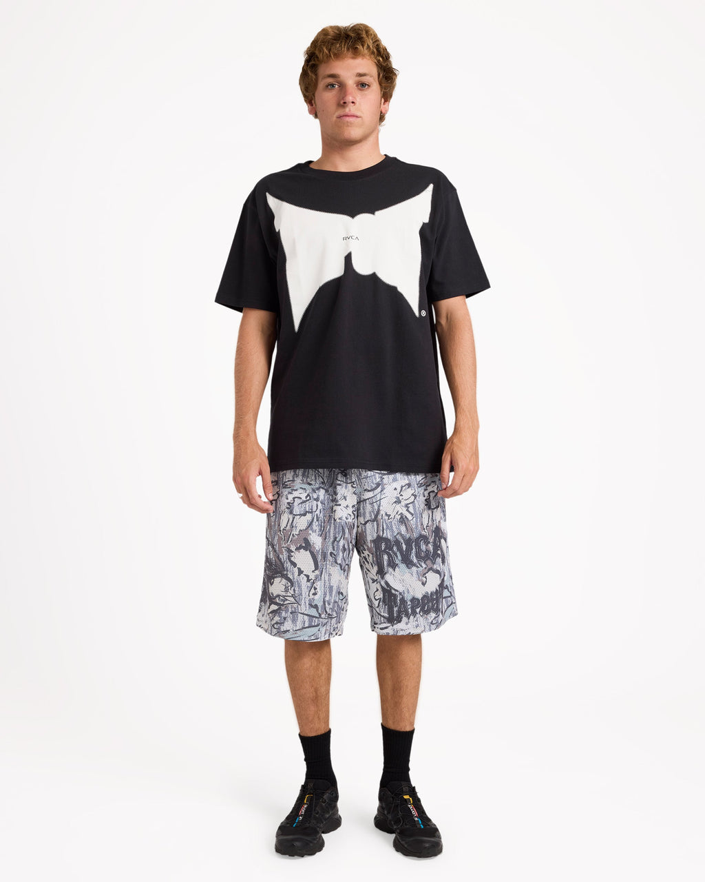 23a353645_rvca_blk_frt9