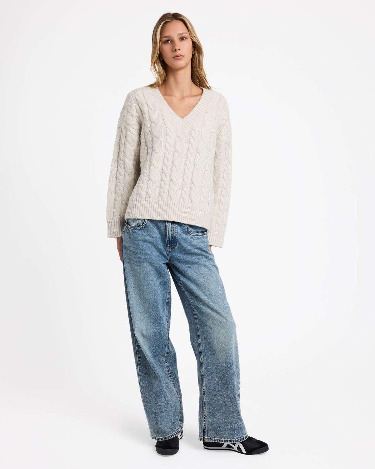 Womens Cable V Neck Sweater