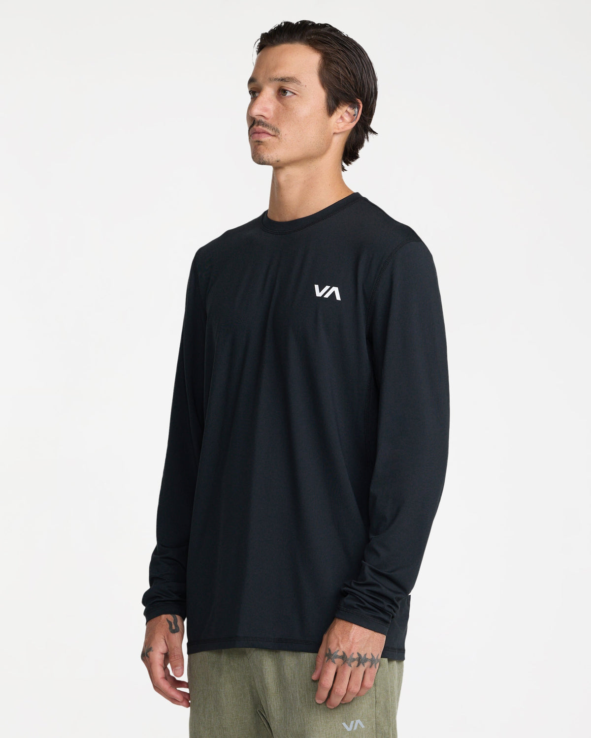 23ms033601_rvca_blk_sd1
