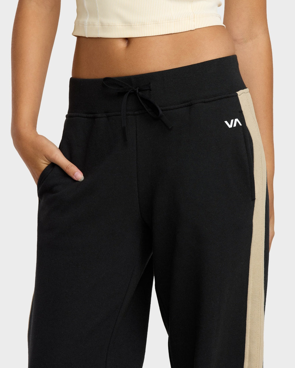 Womens Bench Warmer Elastic Waist Pants