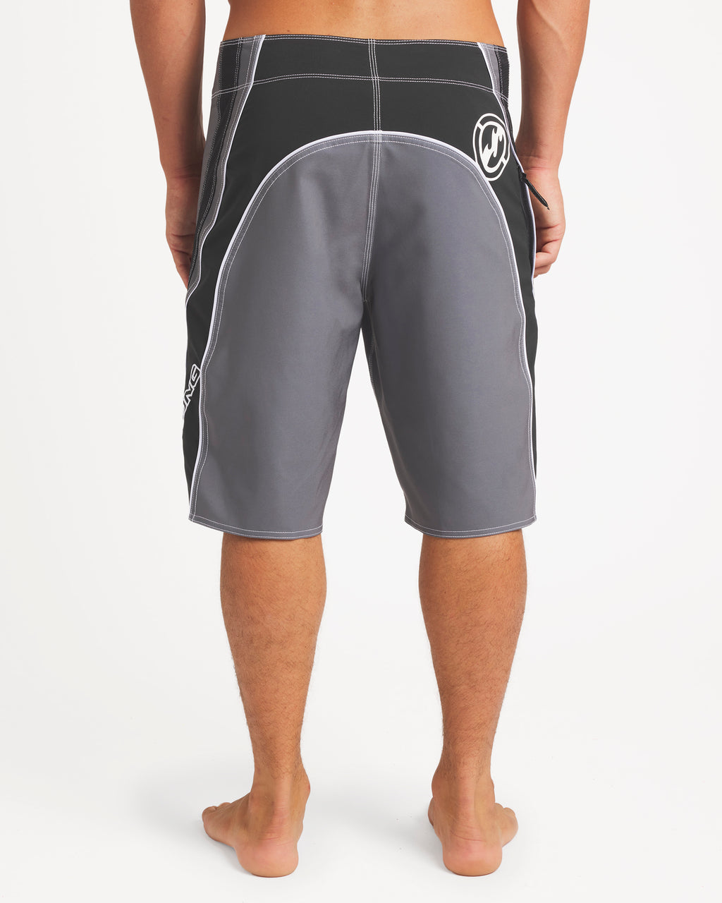 24a081522_billabong_pew_bck1