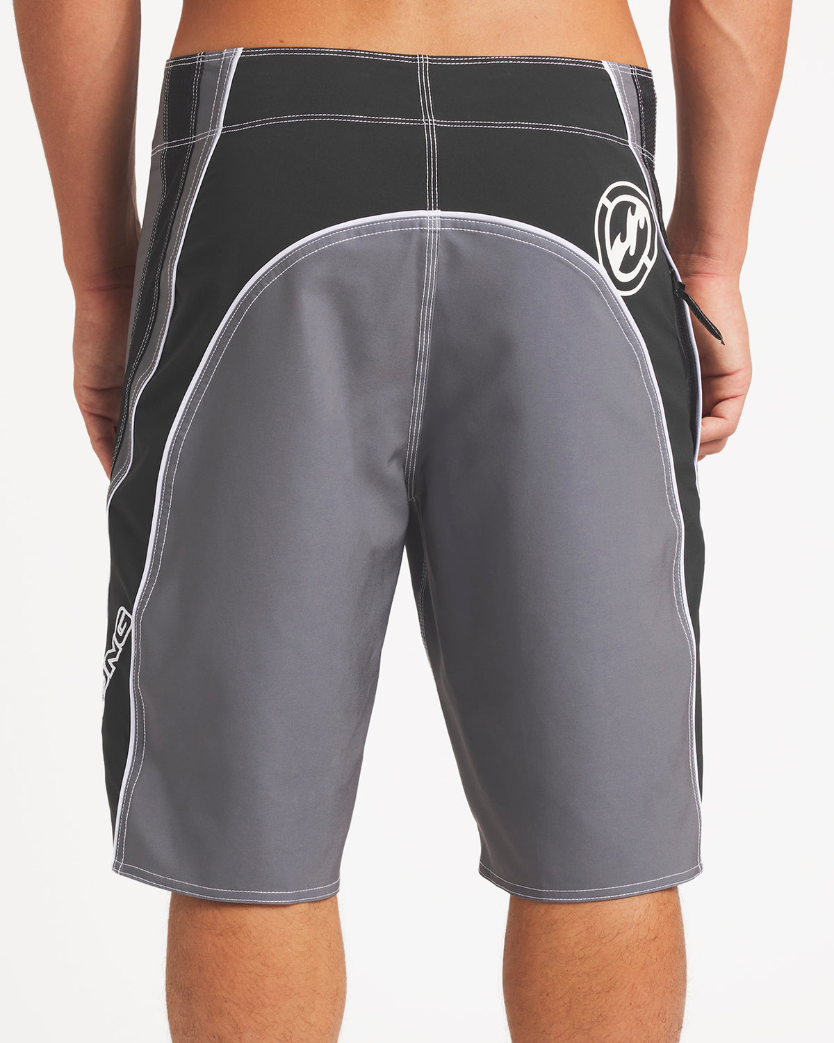 24a081522_billabong_pew_bck6