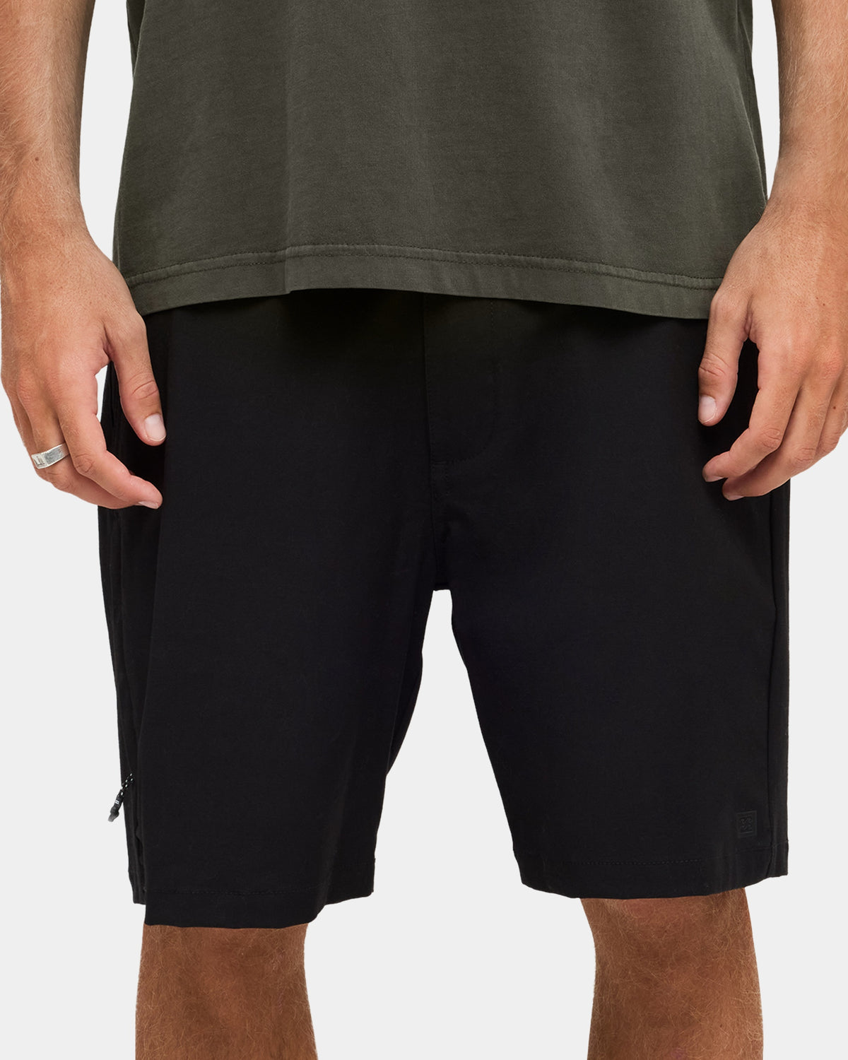 24a321600_billabong_blk_frt6
