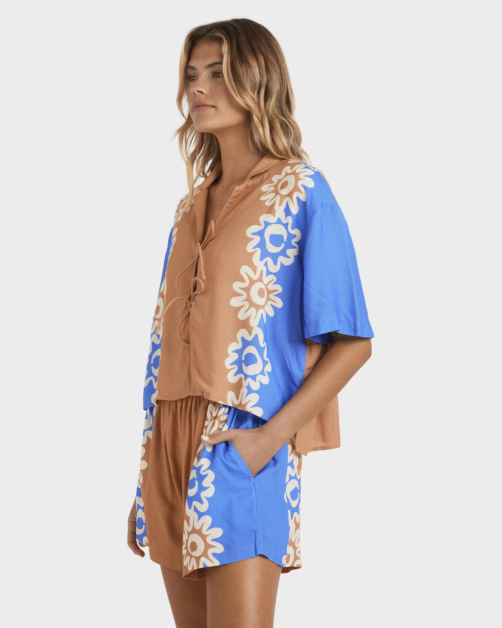 Womens Trippin Dippin Short Sleeve Shirt