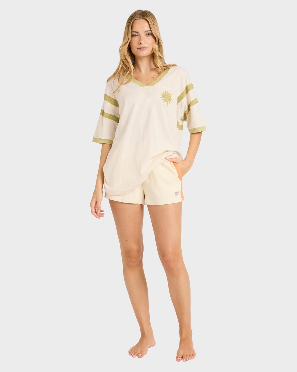 Womens Classic Feels Elastic Waist Shorts