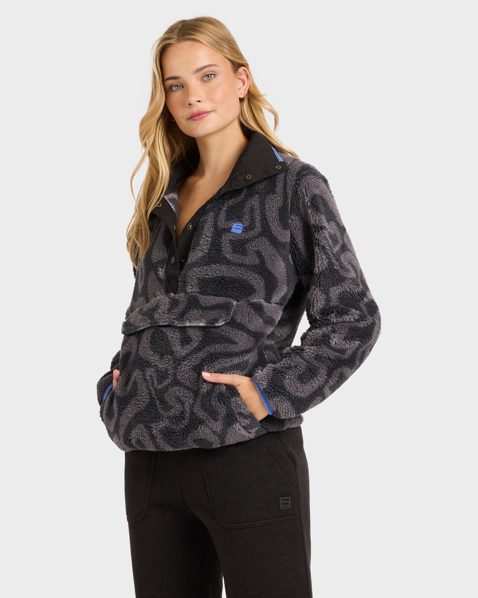Womens Switchback Mock Neck Fleece Top
