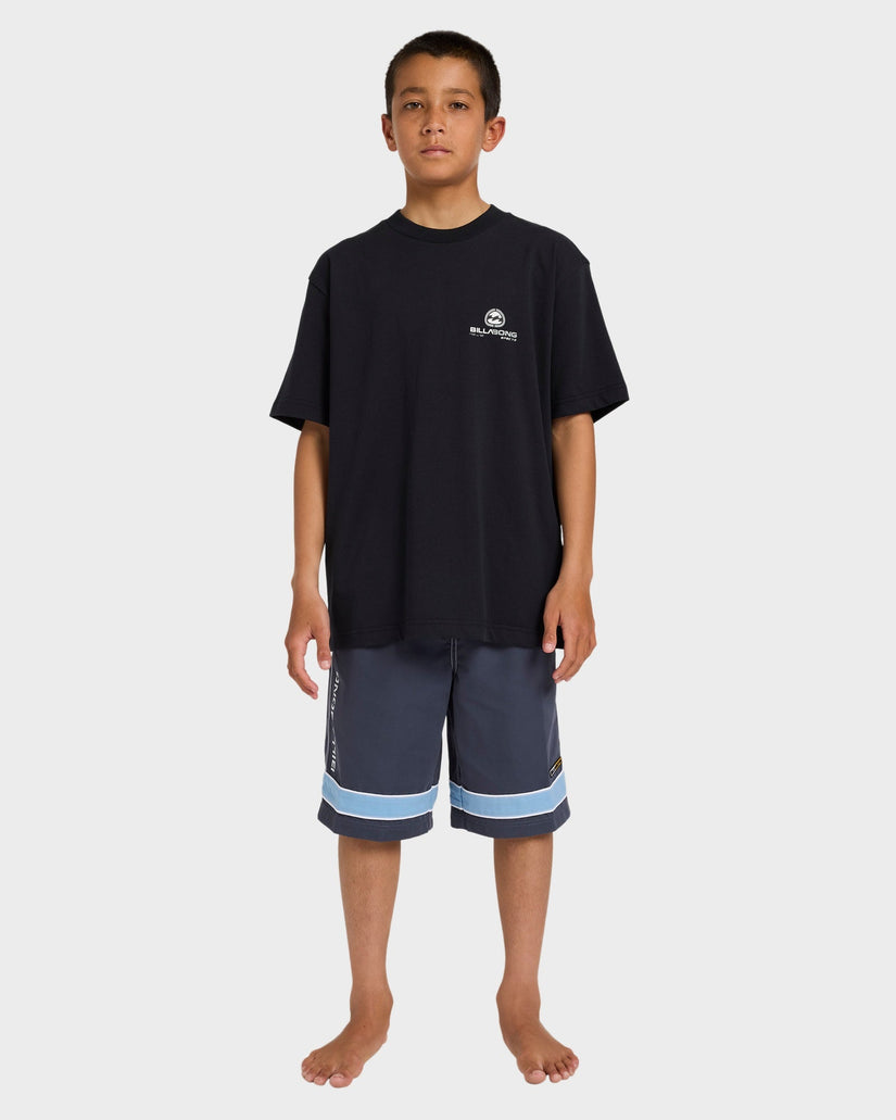 Boys 8-16 Throw On 18" Boardshorts