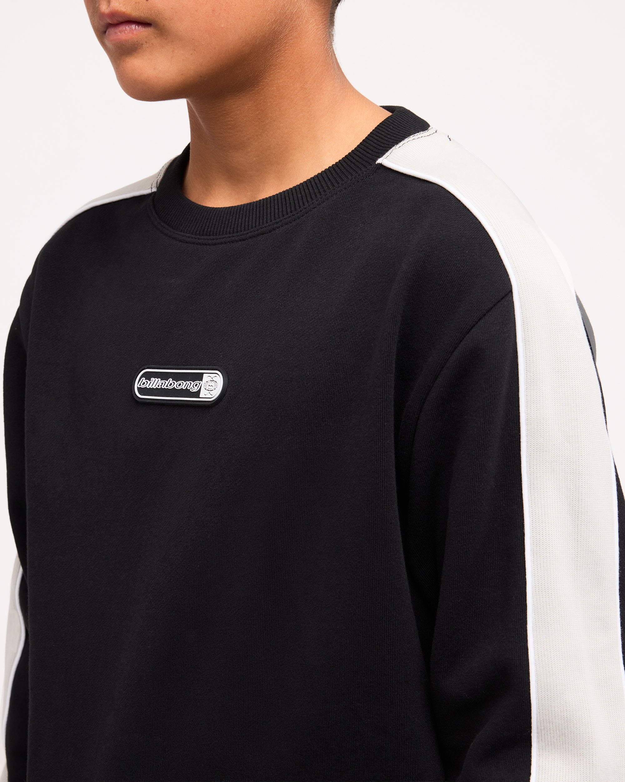 24c461601_billabong_blk_dtl1