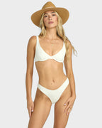 Womens Wander Over Ruby Underwire Bikini Top