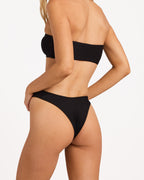 24o233572_billabong_blk_bck4