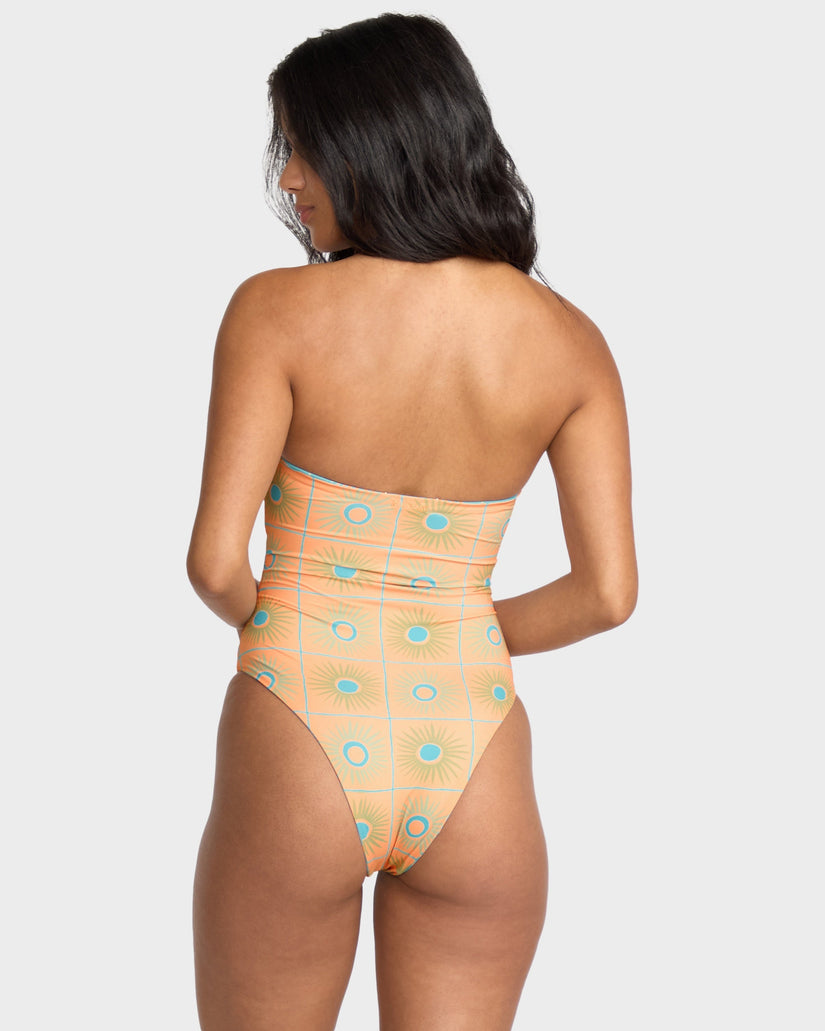 Womens Shw Me Sun Reversible Trully Hi One Piece Swimsuit