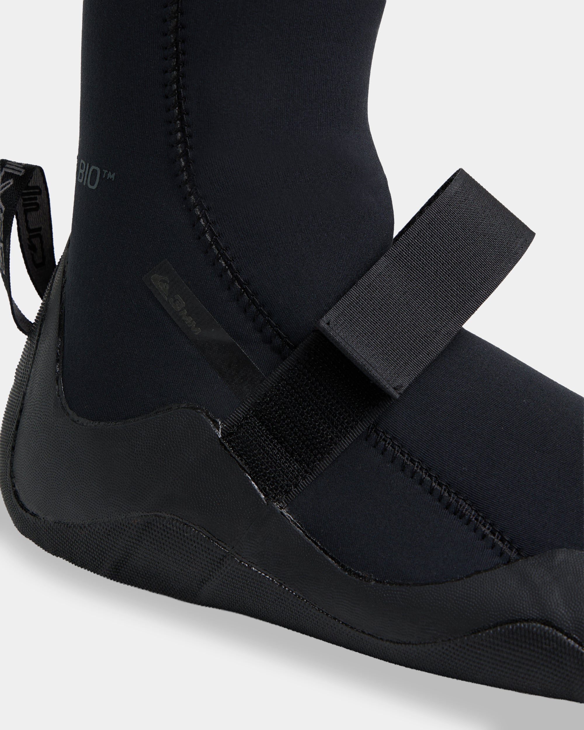 25aw193502_quiksilver_blk_dtl3