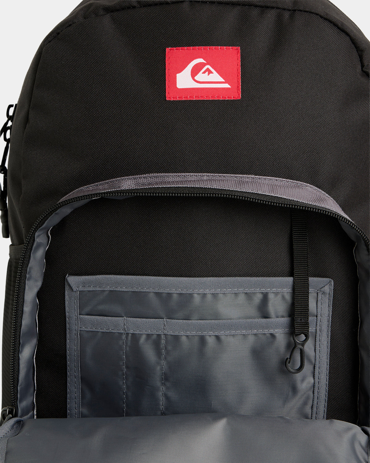 25d653507_quiksilver_bgr_dtl2