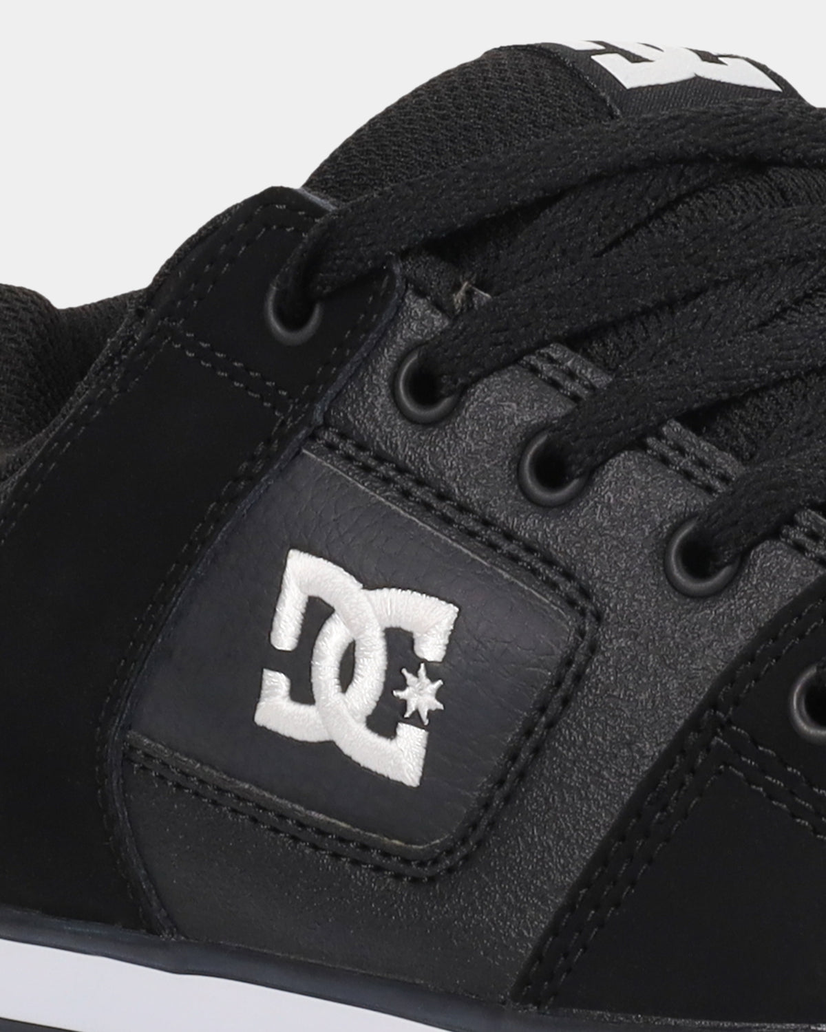 300660_dcshoes_blw_dtl1