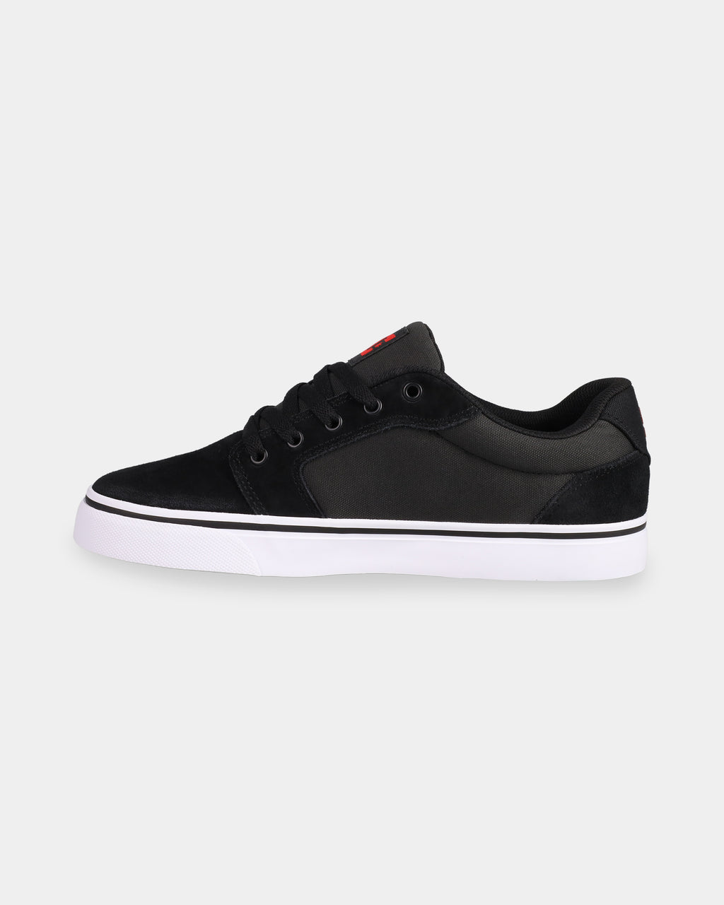 303190_dcshoes_005_sd2