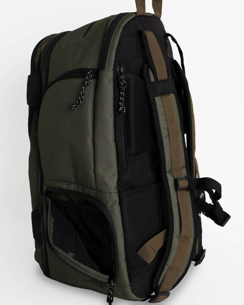 Mens Combat OG Backpack (NEED TO GET RESHOT)