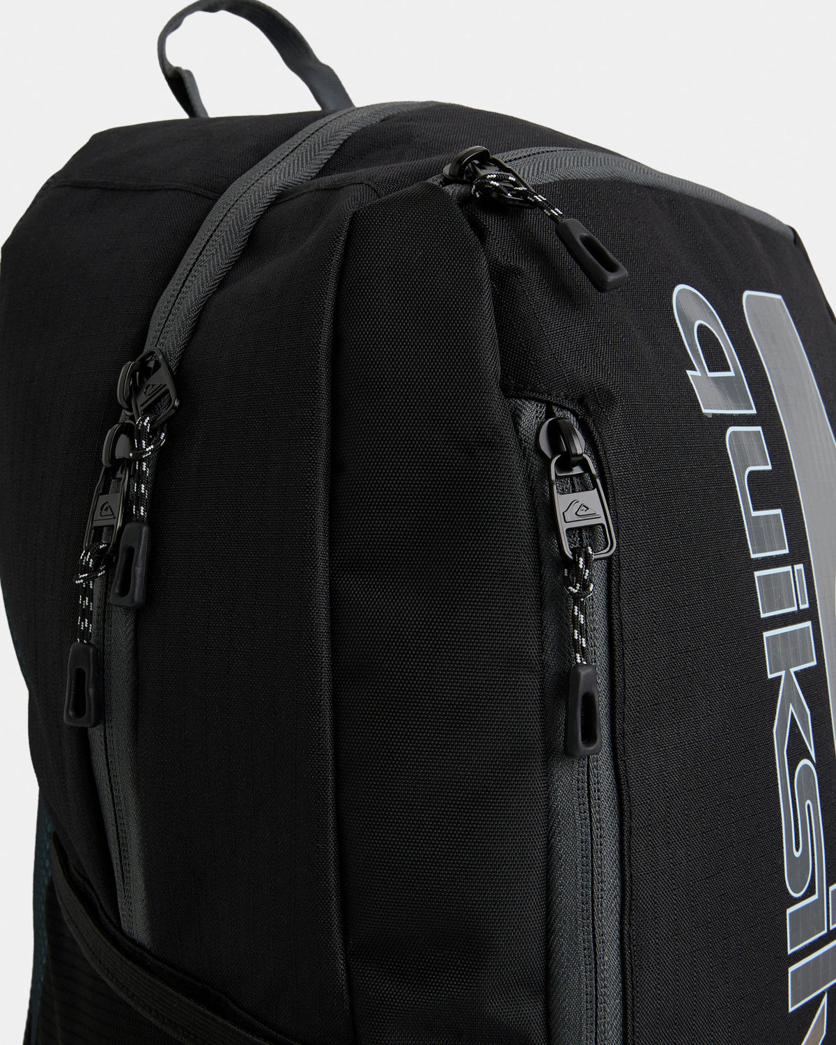 7d6532600_quiksilver_blk_dtl1