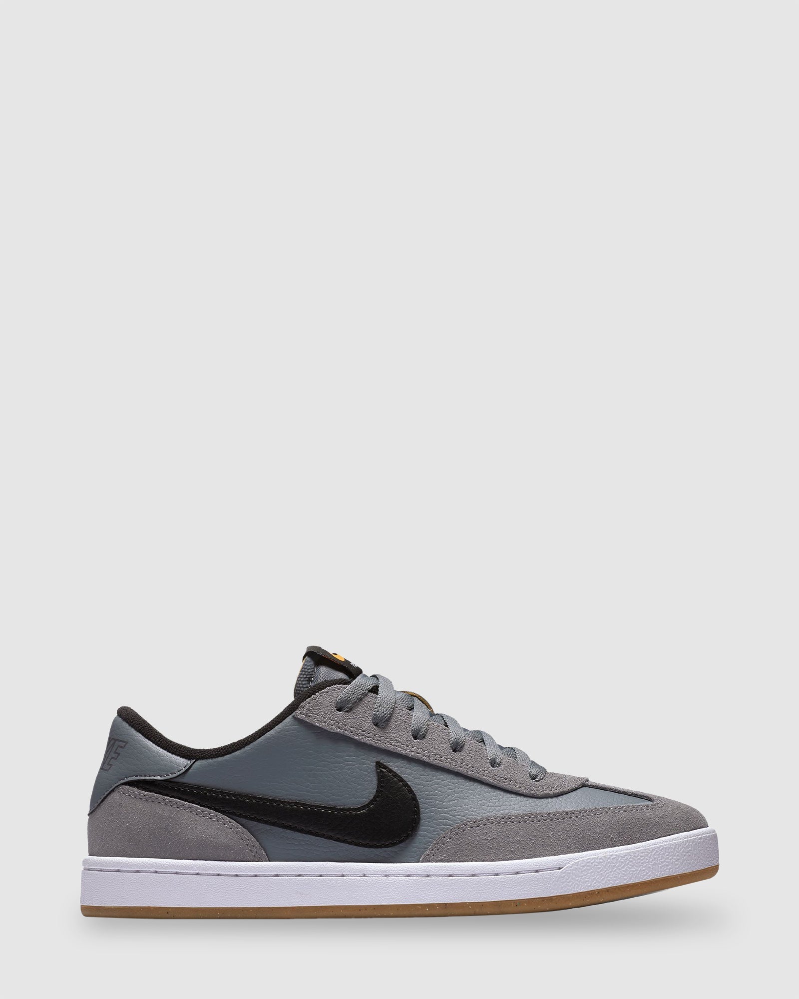 Mens SB FC Classic Skate Shoes
