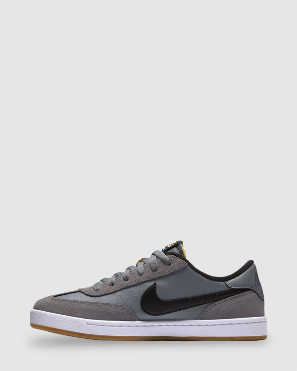 Mens SB FC Classic Skate Shoes
