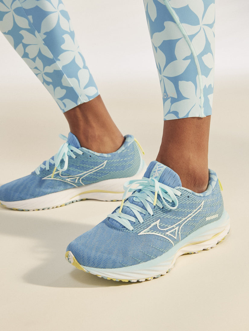 Womens Wave Rider 26 Sneakers