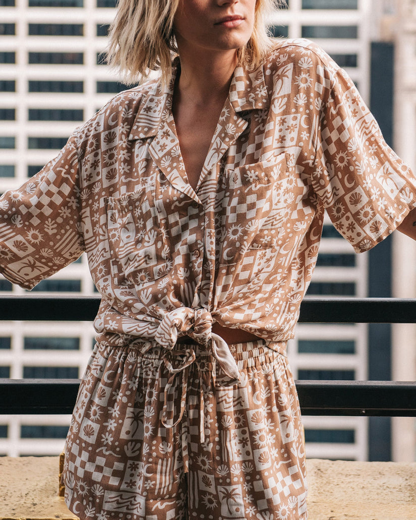 Womens Sunny Daze Elasitc Waist Shorts