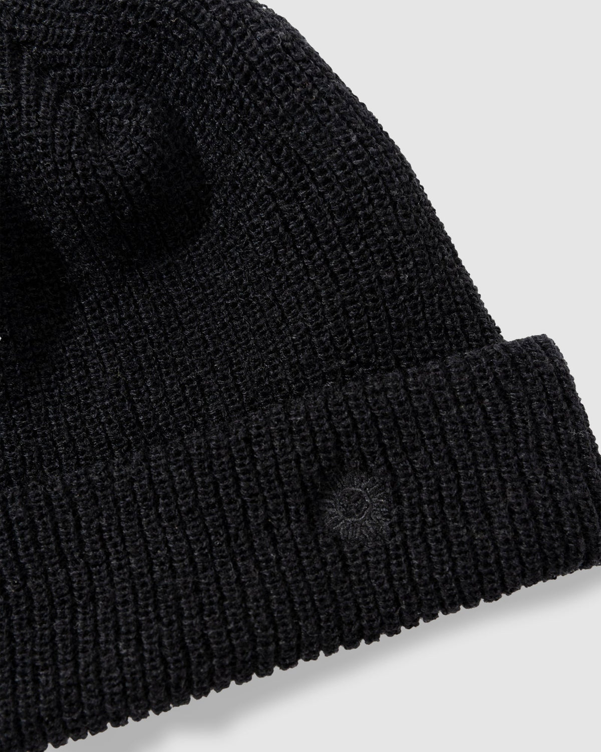 MENS CLASSIC BEANIE