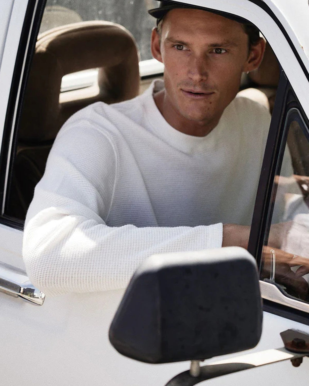 MENS CLASSIC WAFFLE KNIT SWEATER