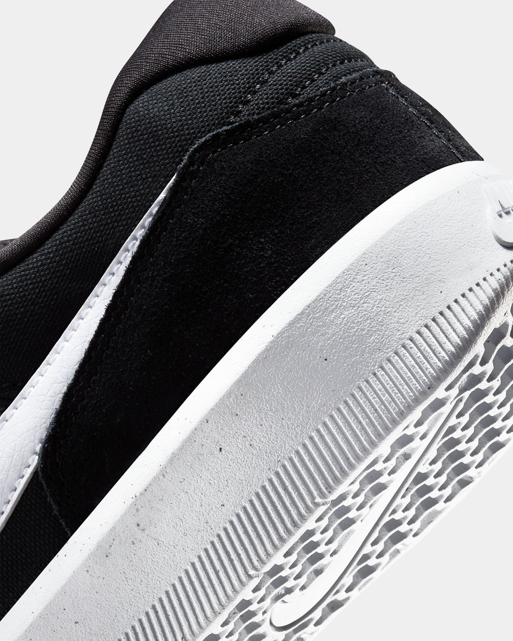 SB Force 58 Skate Shoes