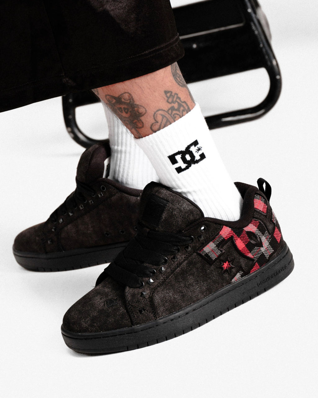 Mens Court Graffik Se Skate Shoes