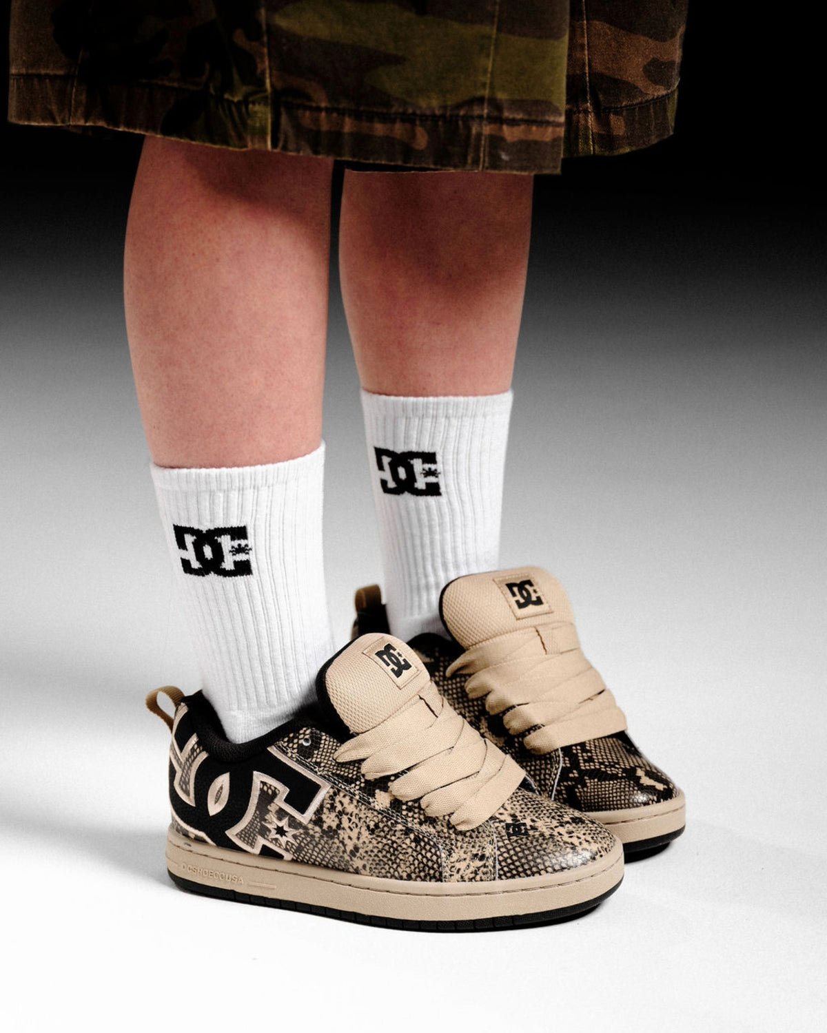 Mens Court Graffik S Skate Shoes