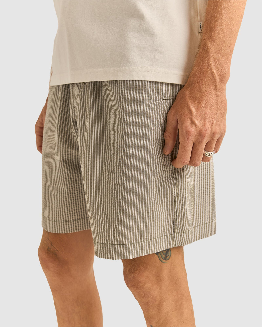 MENS SEERSUCKER STRIPE JAM SHORTS