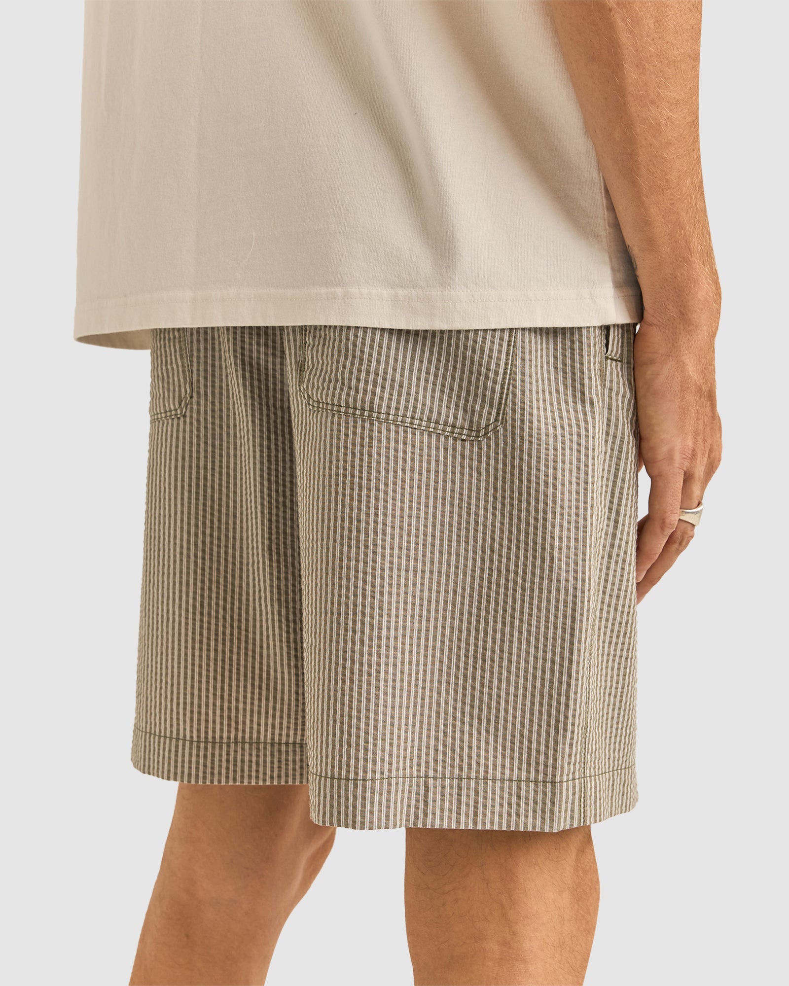 MENS SEERSUCKER STRIPE JAM SHORTS