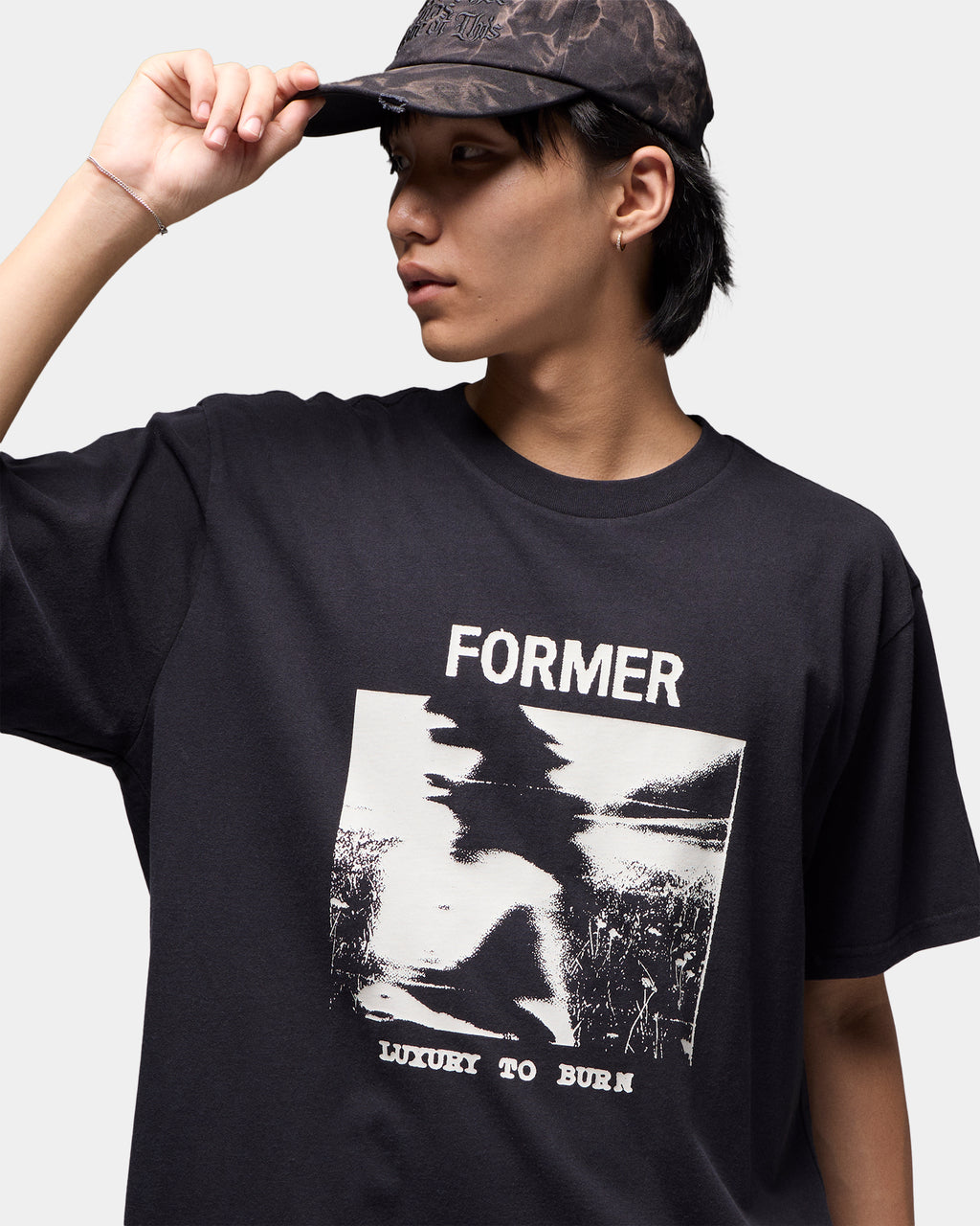 Mens Shunning T-Shirt