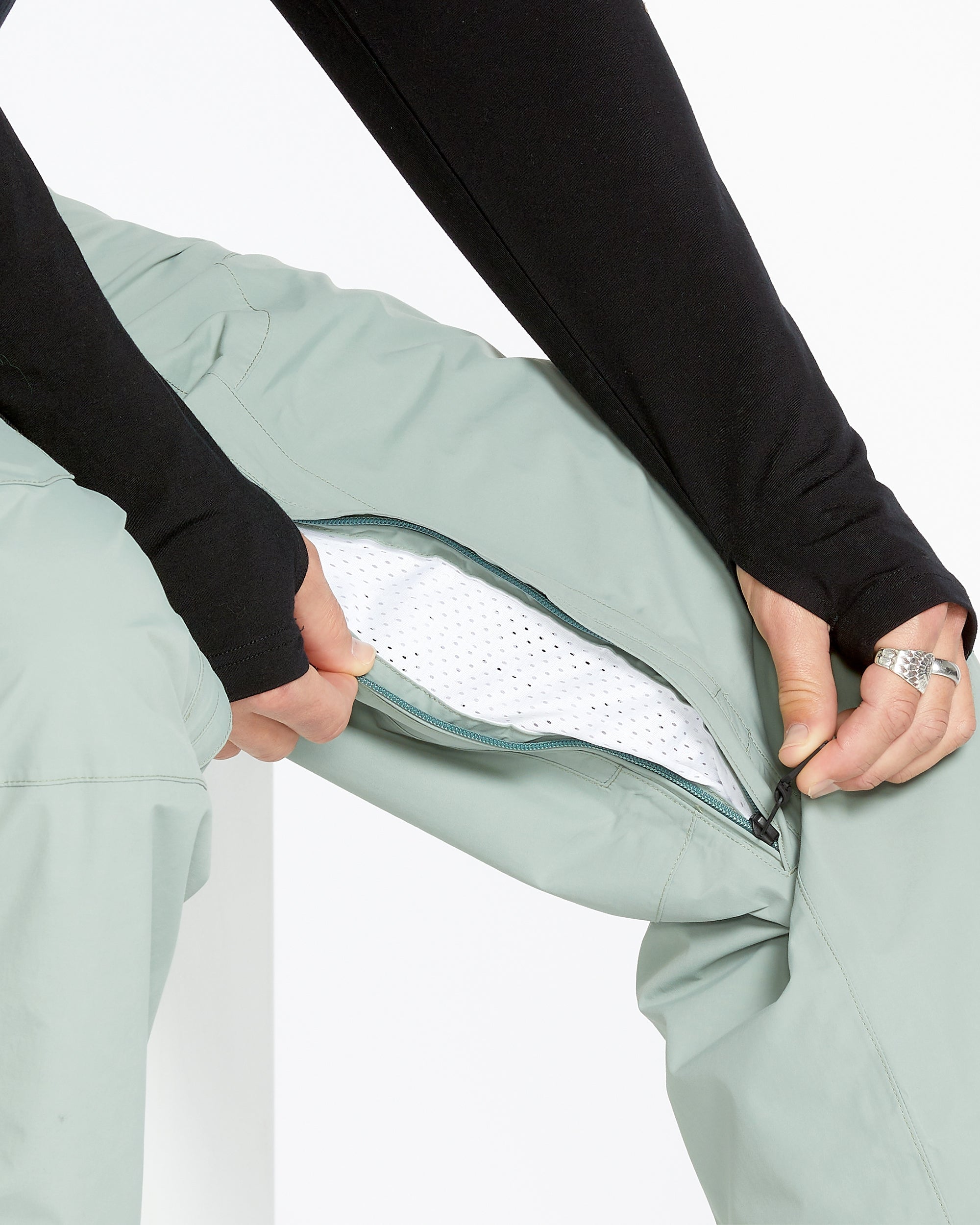 Mens L Gore-Tex Snow Pants