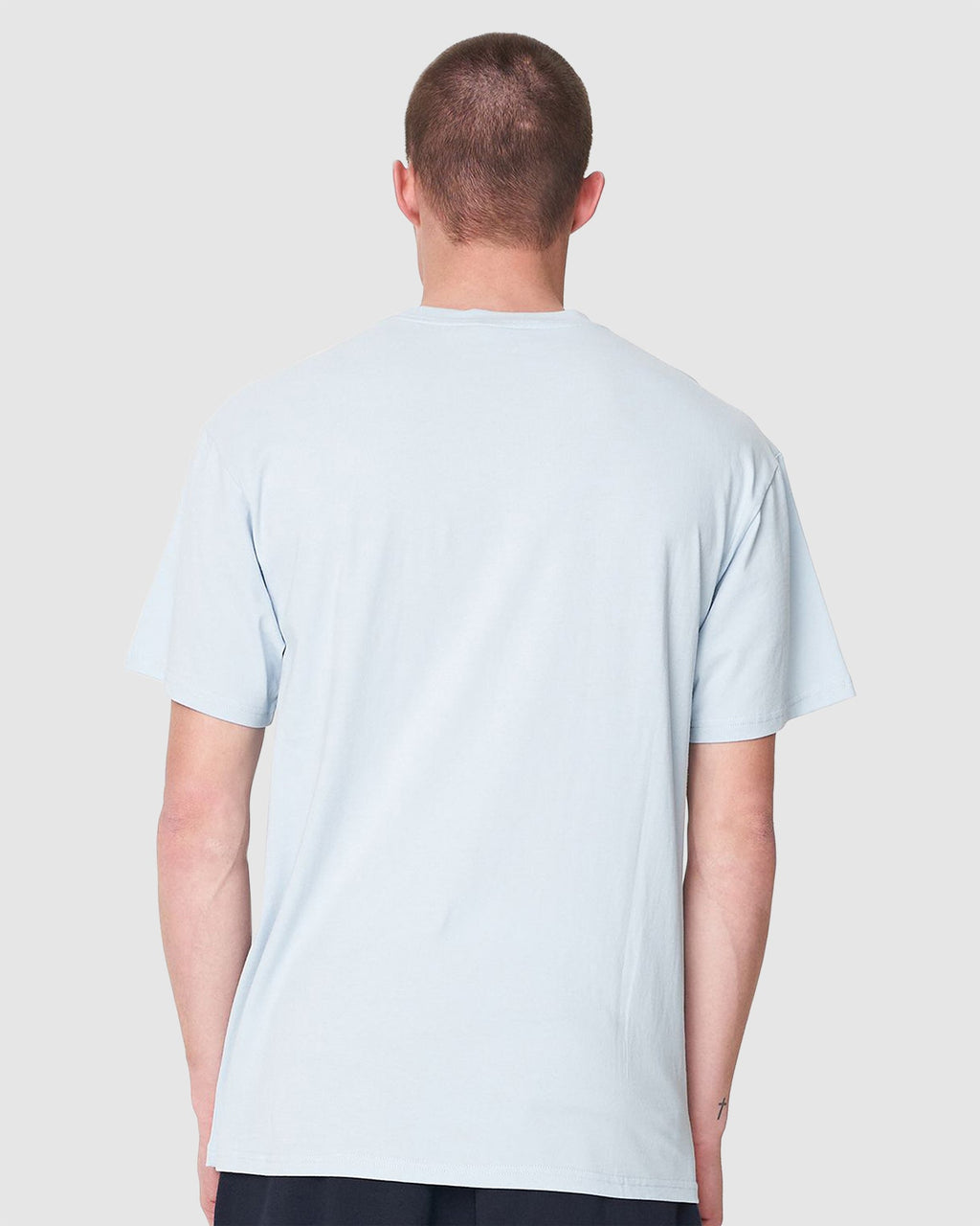 MENS SUP LINE UP T-SHIRT