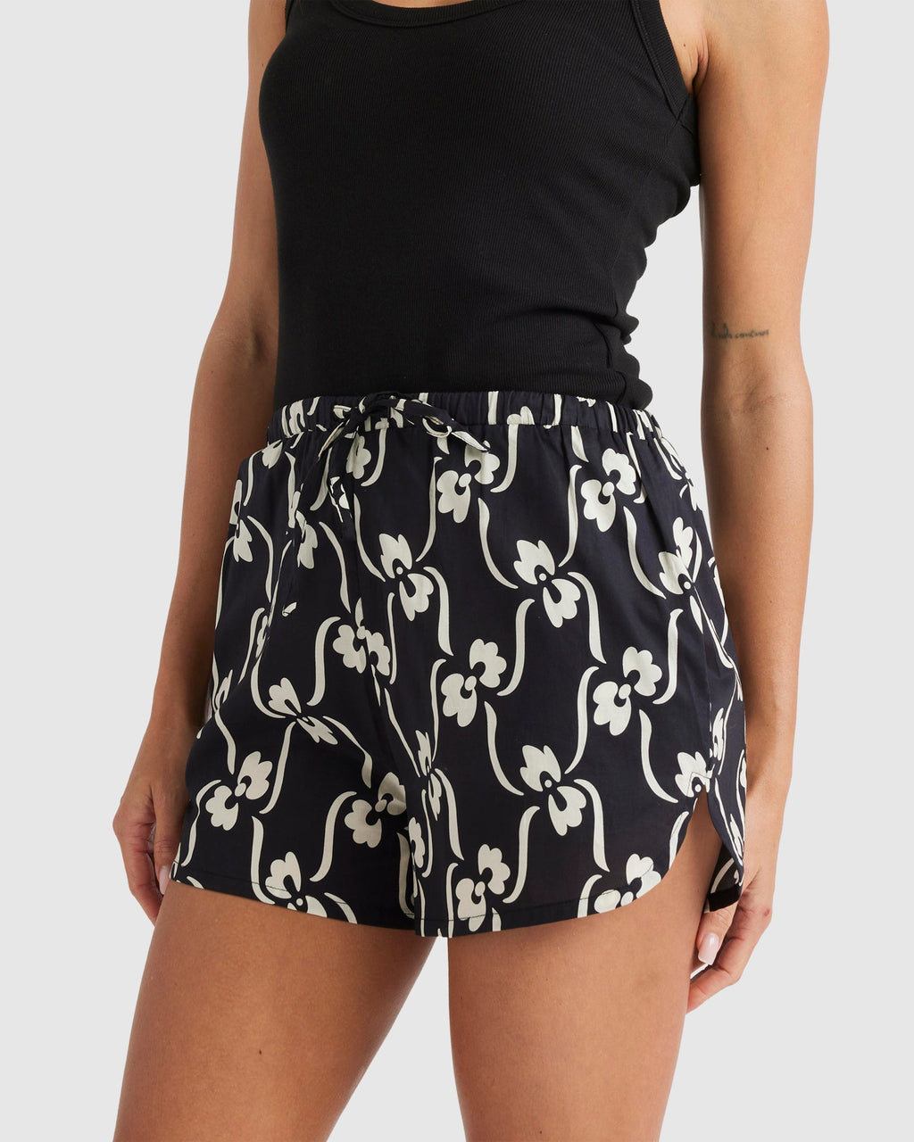 WOMENS DREAMER ELASTIC WAIST SHORTS