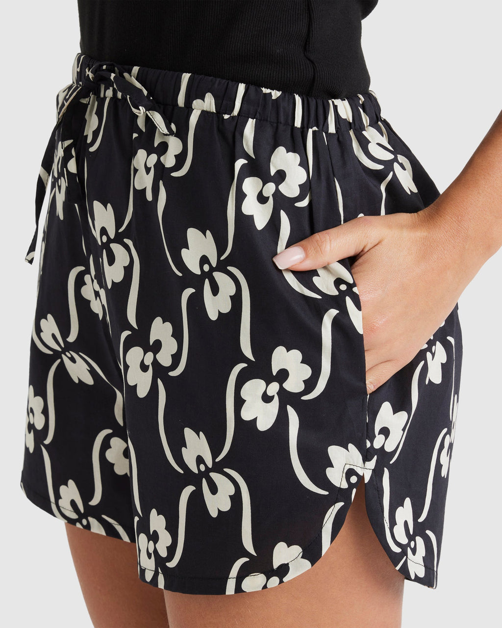 WOMENS DREAMER ELASTIC WAIST SHORTS