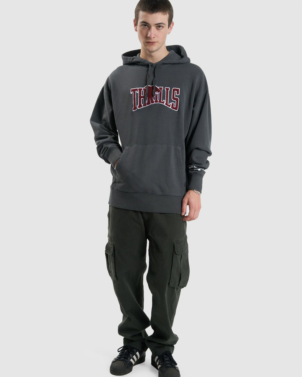 MENS STAND FIRM SLOUCH PULLOVER HOODIE