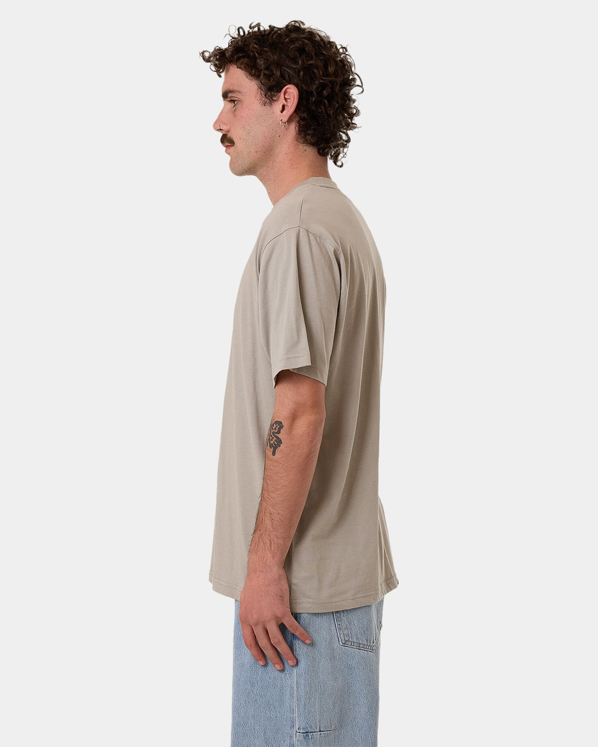 Mens Minimal Thrills Merch Fit T-Shirt