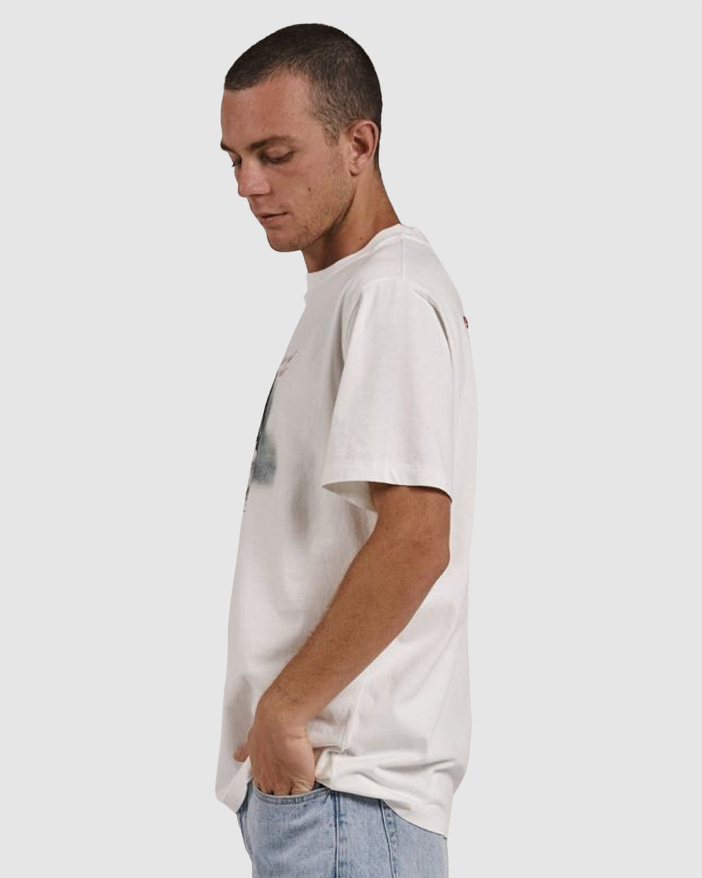 MENS BEHOLDER MERCH FIT T-SHIRT