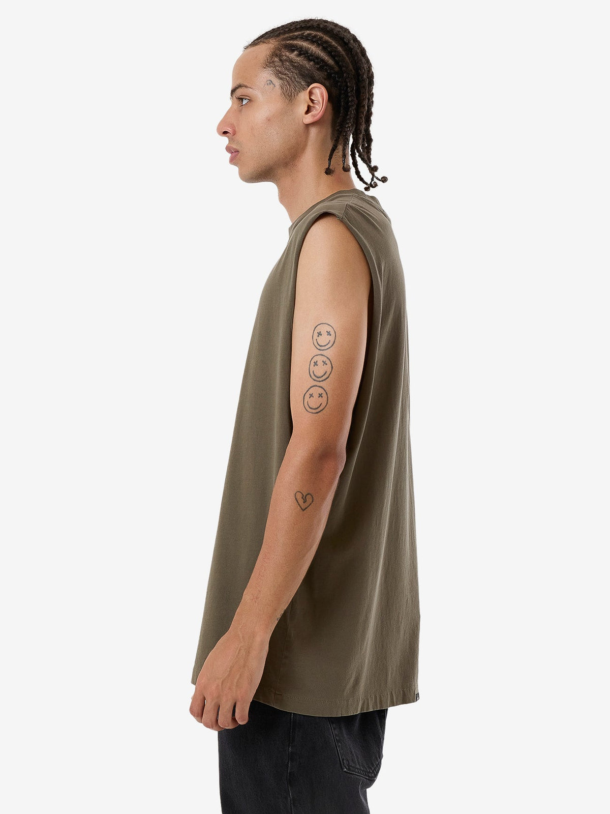 MENS MINIMAL THRILLS MERCH FIT TANK TOP