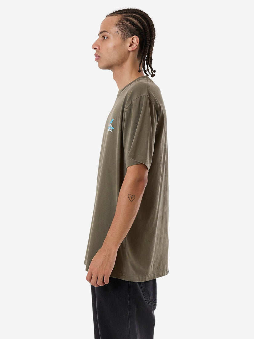 MENS KITSCH MERCH FIT T-SHIRT