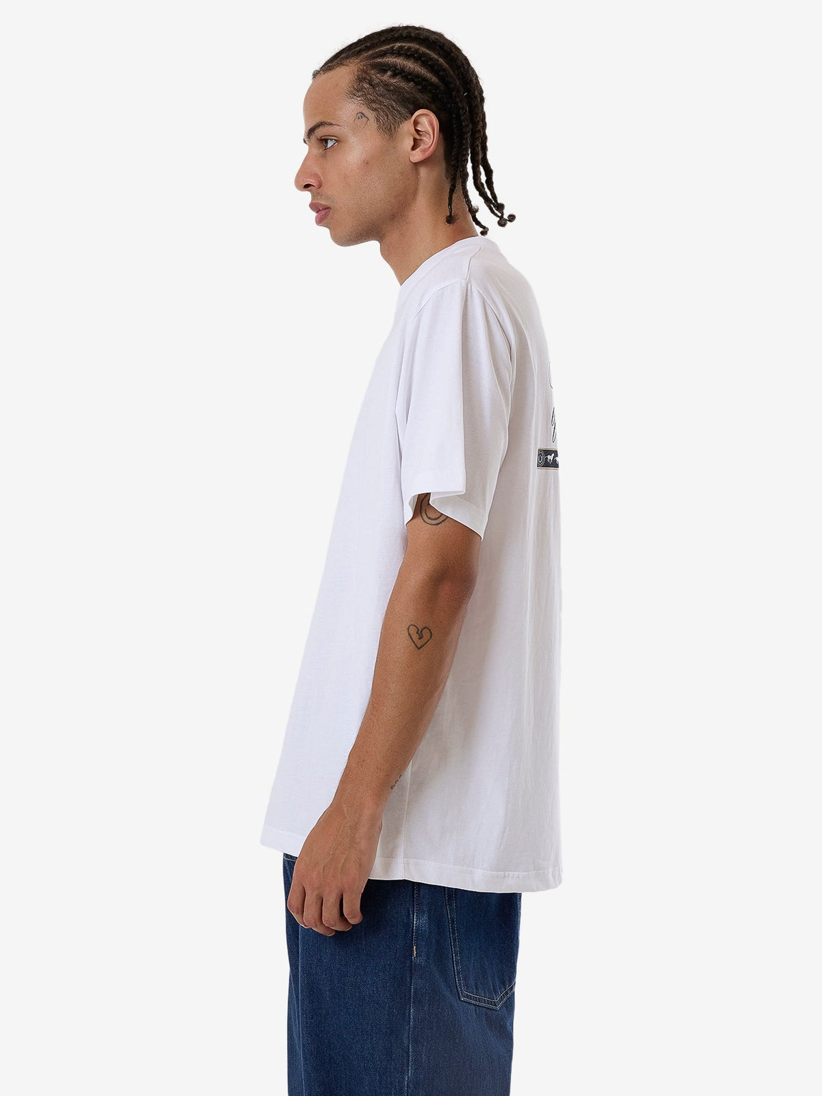 MENS ESPECIAL MERCH FIT T-SHIRT