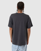 MENS BLURR EMBRO MERCH FIT T-SHIRT